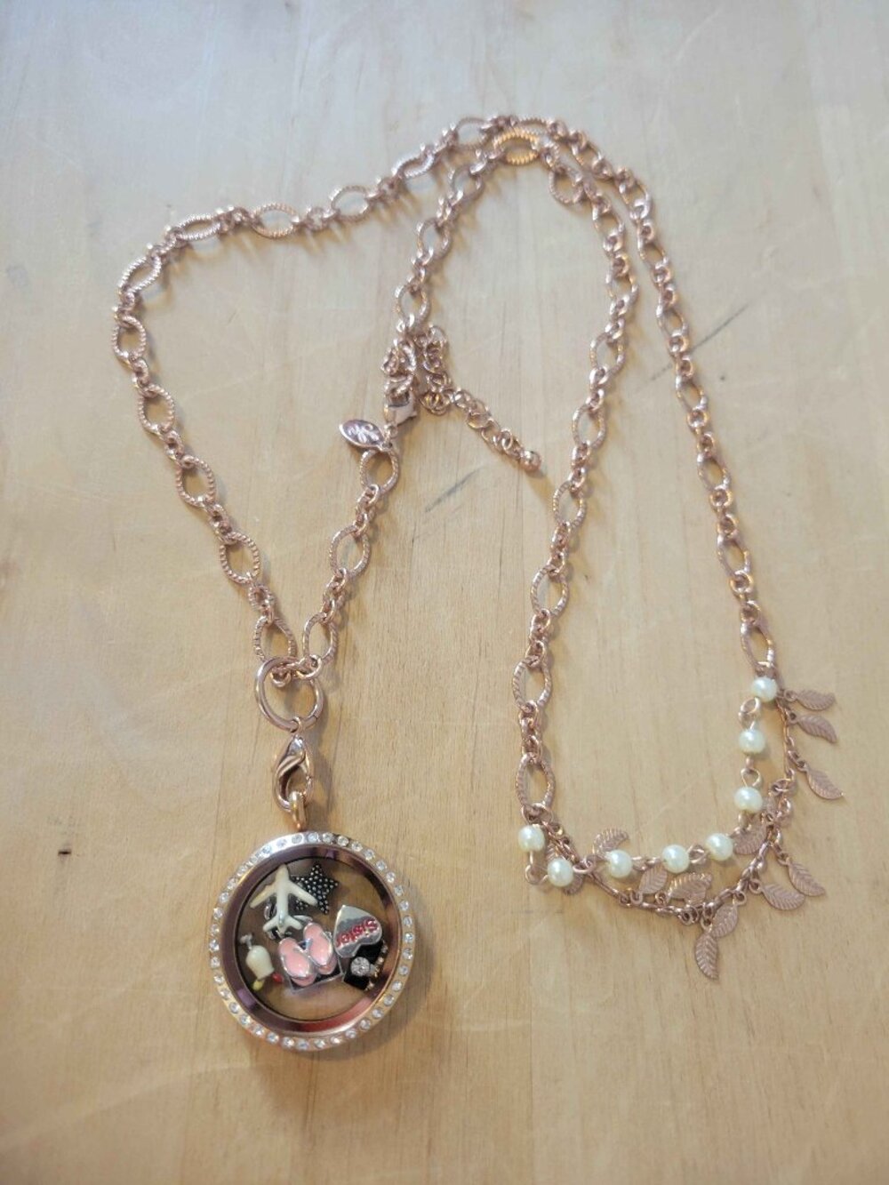 ORIGAMI OWL rose gold chain locket necklace with sister detail
